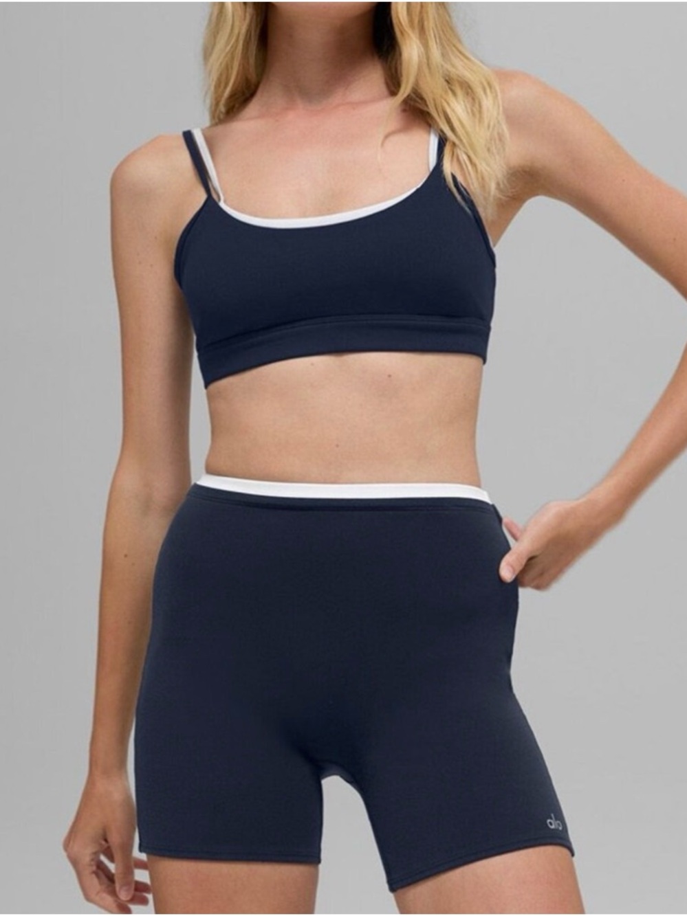 ALO yoga double up airbrush Shorts (set available)